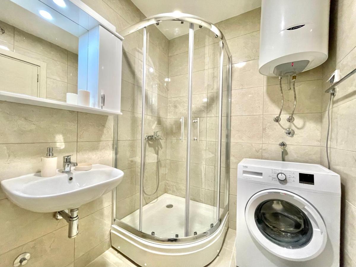 Azure Apartments Budva Eksteriør bilde