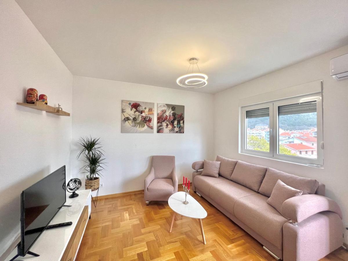Azure Apartments Budva Eksteriør bilde