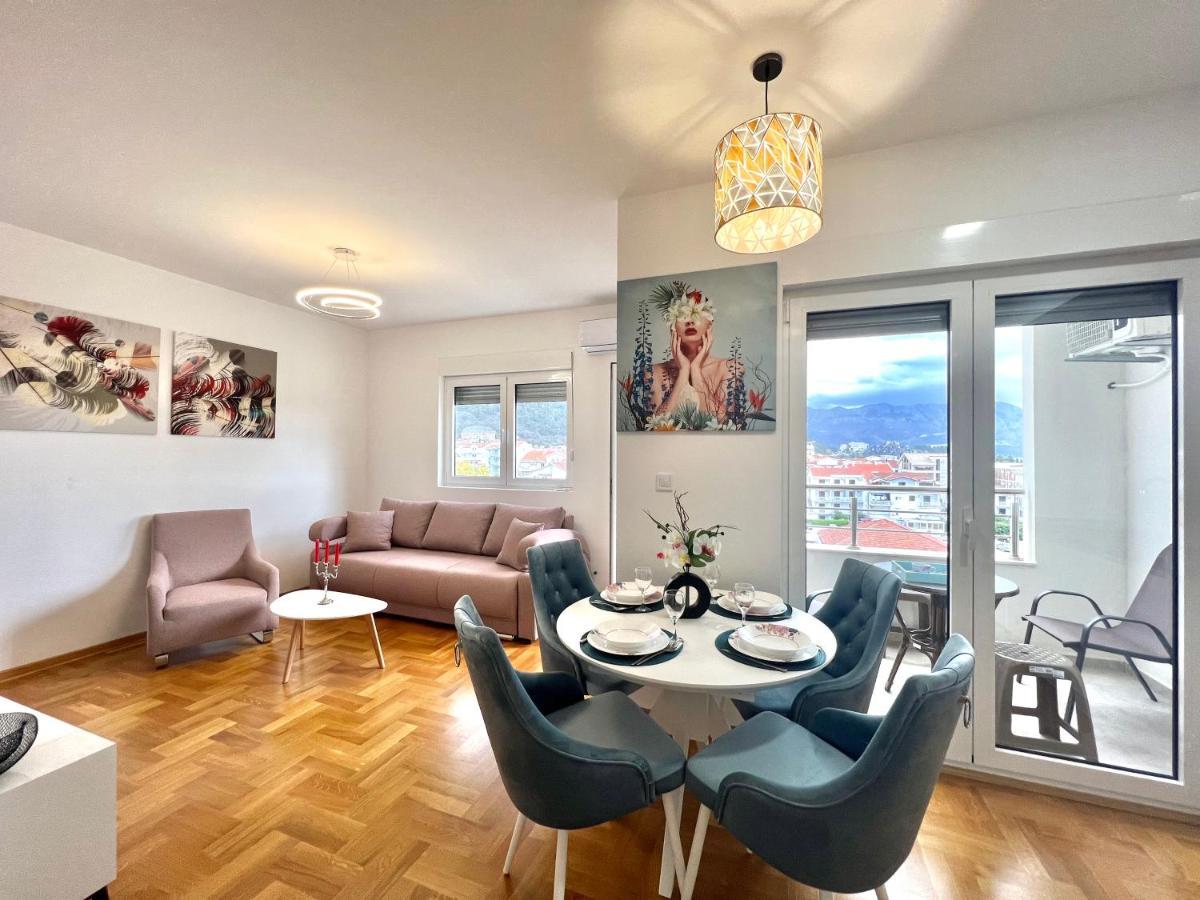 Azure Apartments Budva Eksteriør bilde