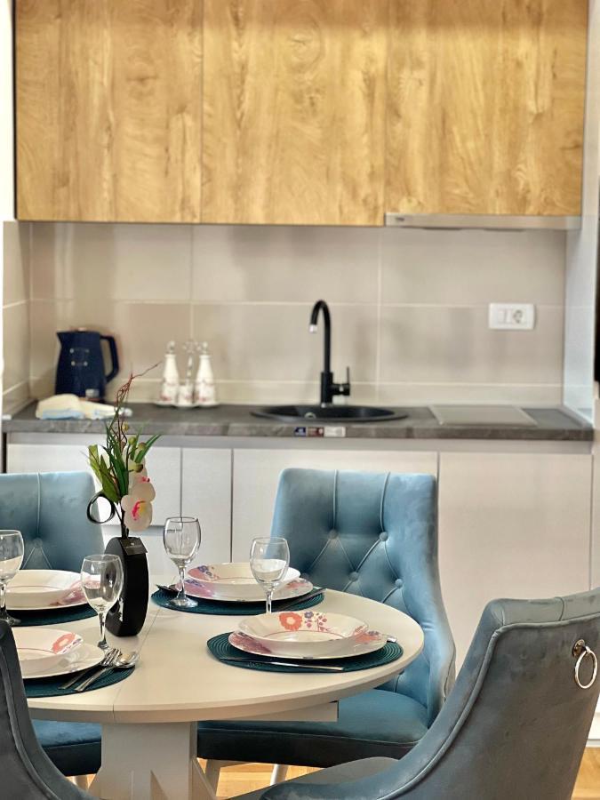 Azure Apartments Budva Eksteriør bilde