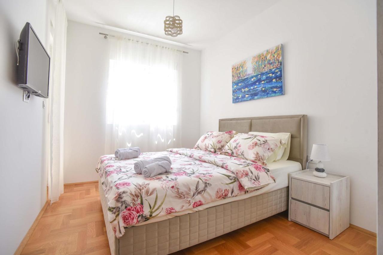 Azure Apartments Budva Eksteriør bilde